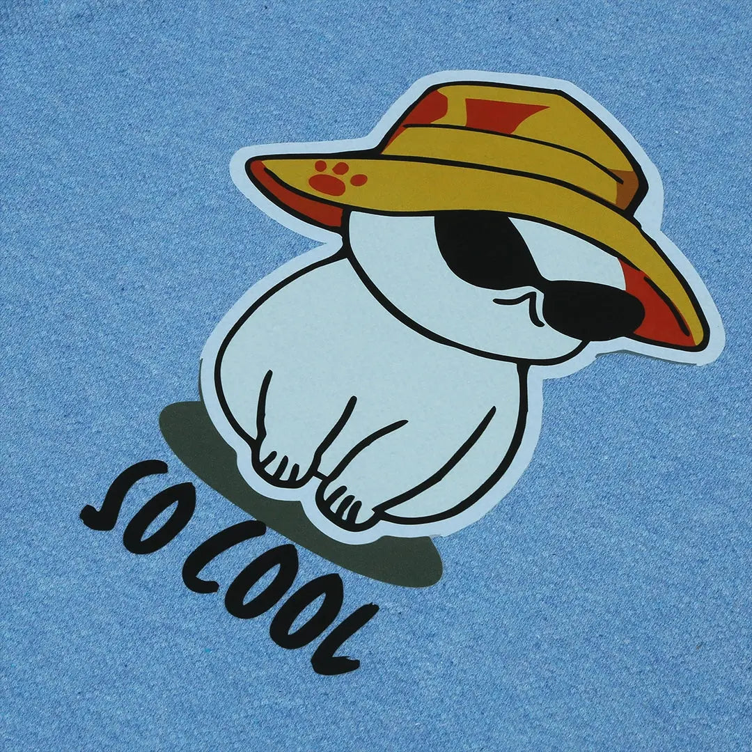 Chill Blue Cat T-Shirt - Niyaney Clothing