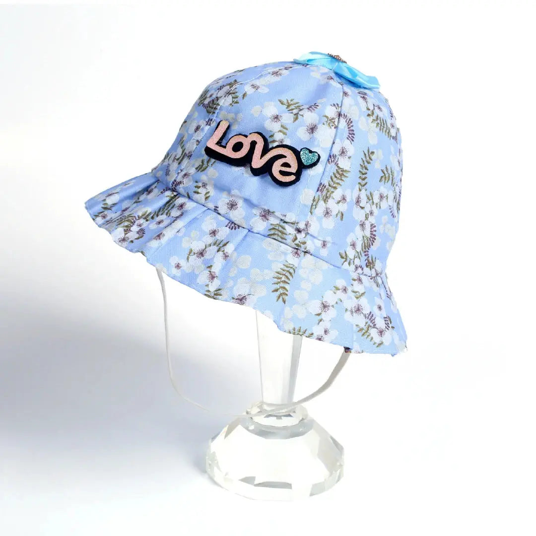 White and Blue Love Daisy Hat - Niyaney Clothing