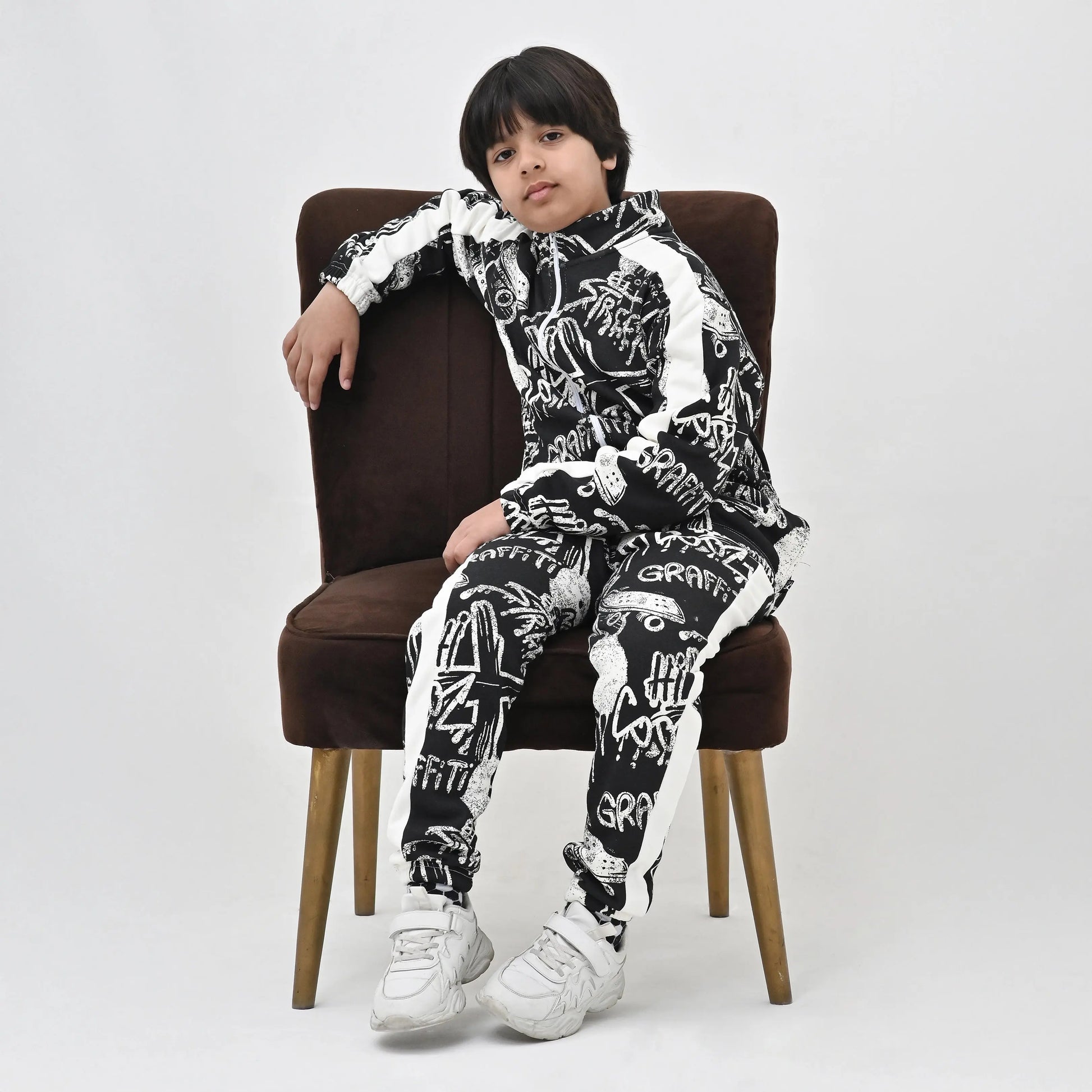 Unisex Graffiti Charcoal Fleece Co-ord - Niyaney Clothing