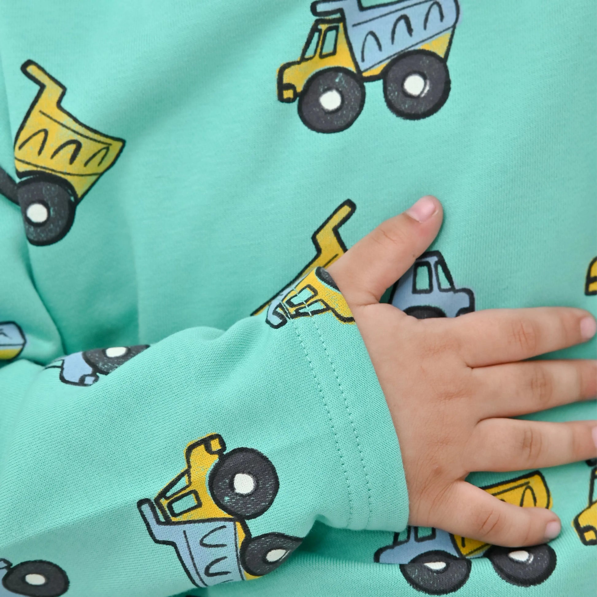 Unisex Mini Car Night Set - Niyaney Clothing